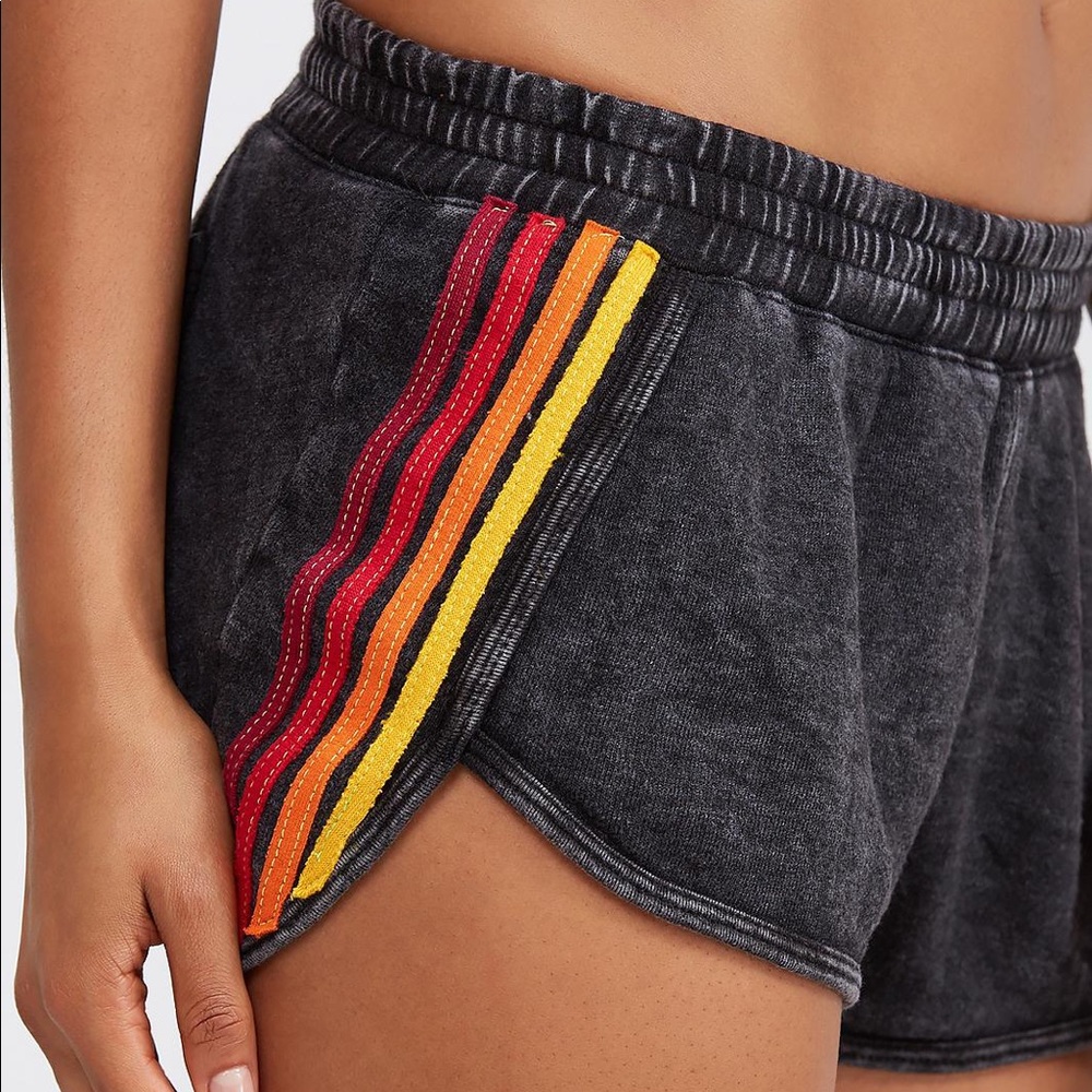 Aviator Nation Short